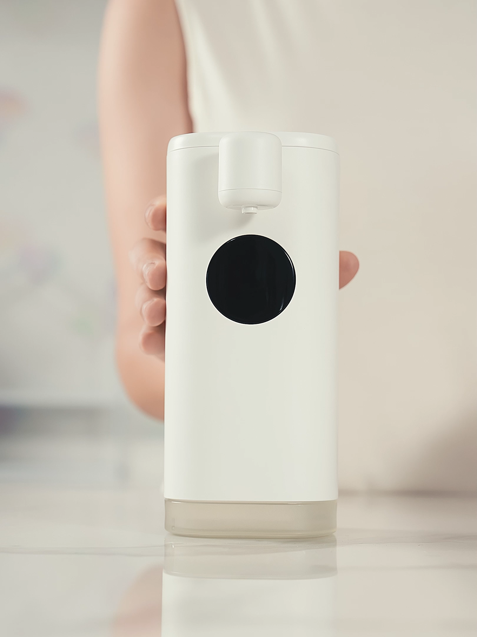 Distributeur de Savon Double Usage Comptoir et Mural, Modèle Intelligent Moussant Sans Contact, Hygiénique et Sanitaire, Étanchéité IPX6