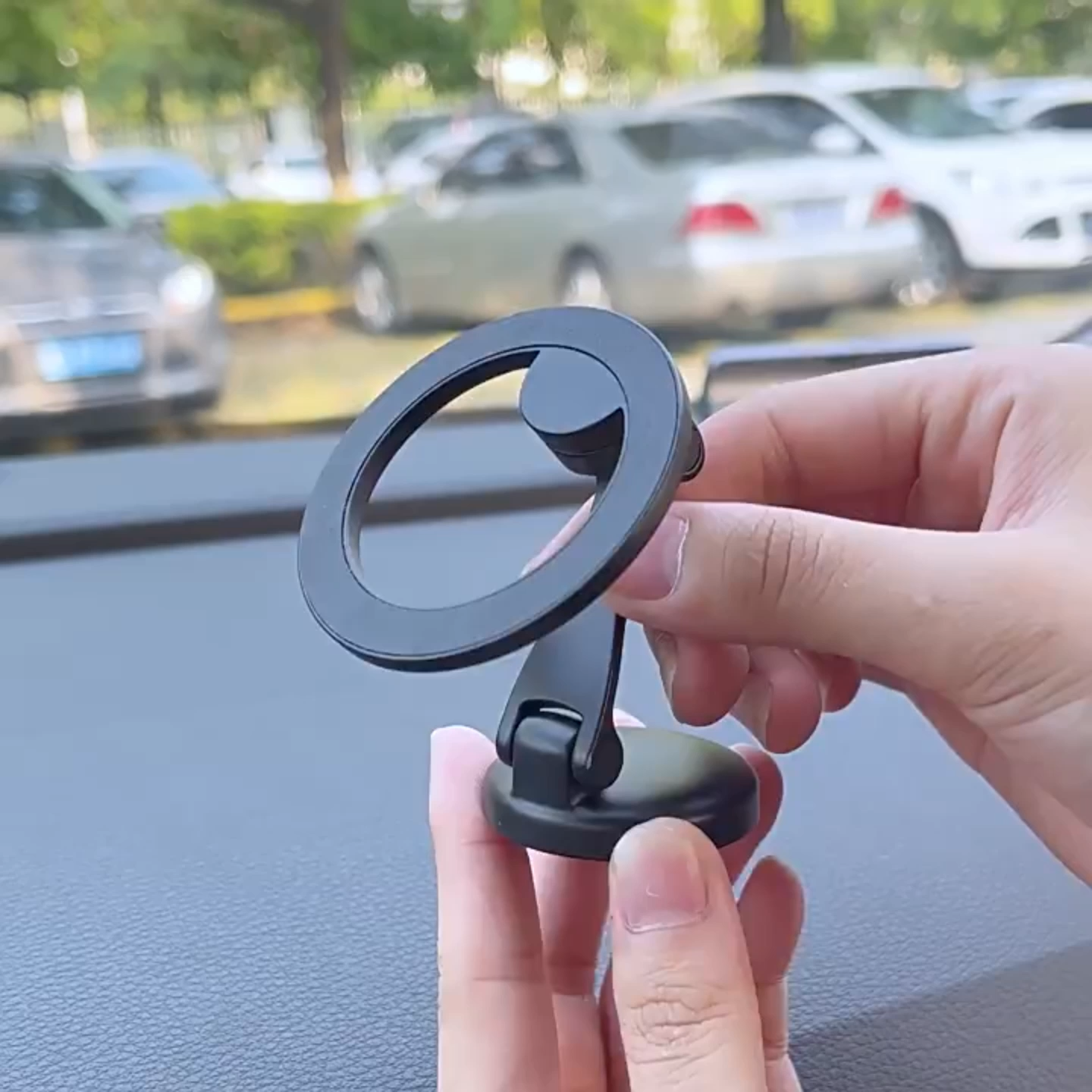 Flexible Aluminium Alloy Magnetic Car Phone Holder with Sticky Pad Universal Mount for Dashboard Desk Indoor Black