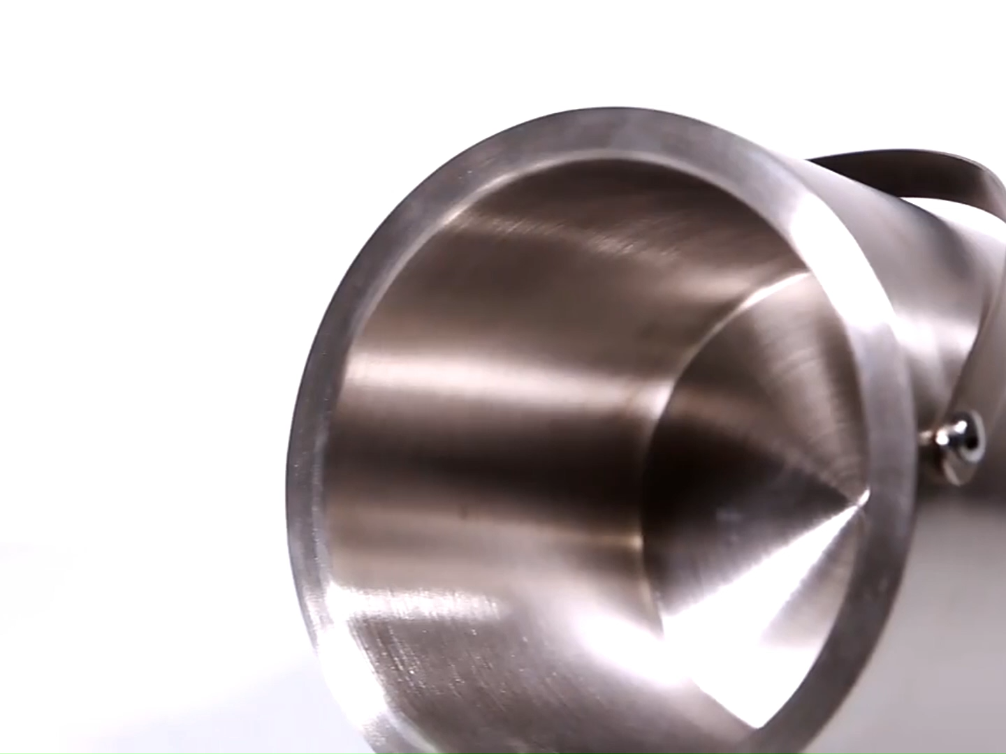 دلو ثلج معدني معزول بجدار مزدوج من الفولاذ المقاوم للصدأ مع ملقط