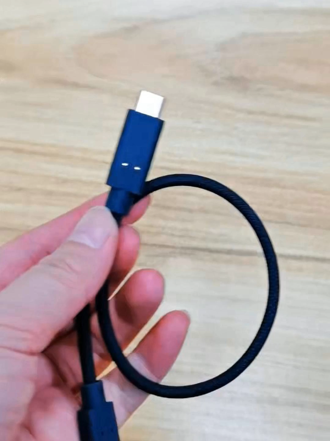 Câble coaxial USB4 8K 40Gbps Transfert de données PD 240W Compatible avec USB3.2 Thunderbolt 3 USB 4 Gen 3 Type C vers Type C