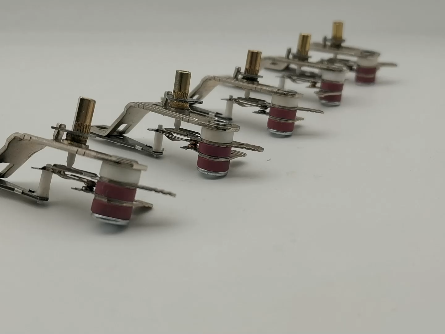 KDT-901 Plancha Eléctrica con Termostato Ajustable a Precio de Fábrica, 50-250 Grados (Personalizable) con Certificación UL TUV CB