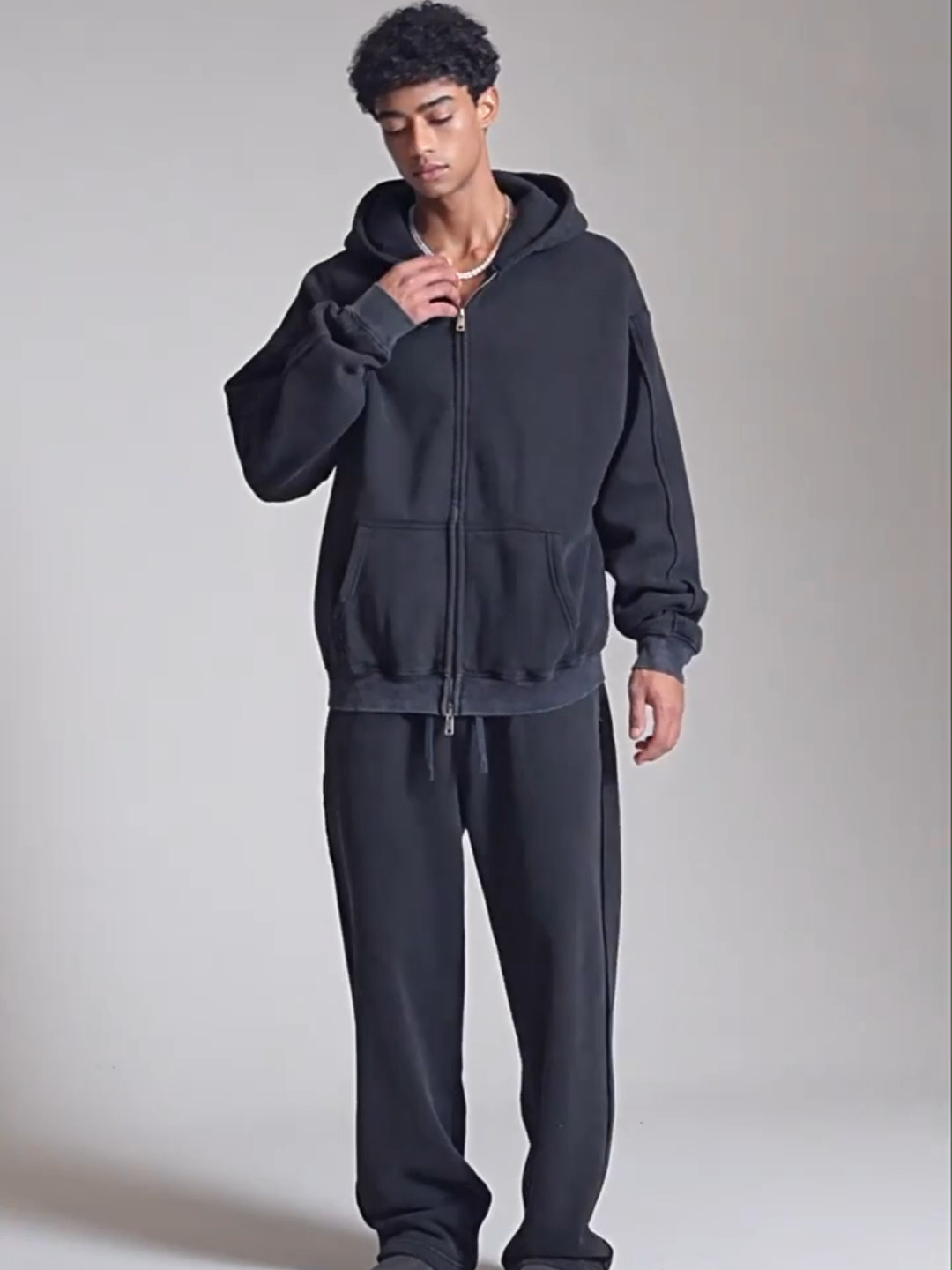 Wholesale Men Tracksuit Custom Sweatsuit Jogger Suit Private Label Blank Track Jogging Sweat Suit Men Sweatpants And Hoodie Set