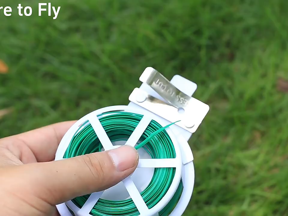 Attache de câble torsadé pour jardin, verte, multifonctionnelle et robuste, avec coupe-fil intégré