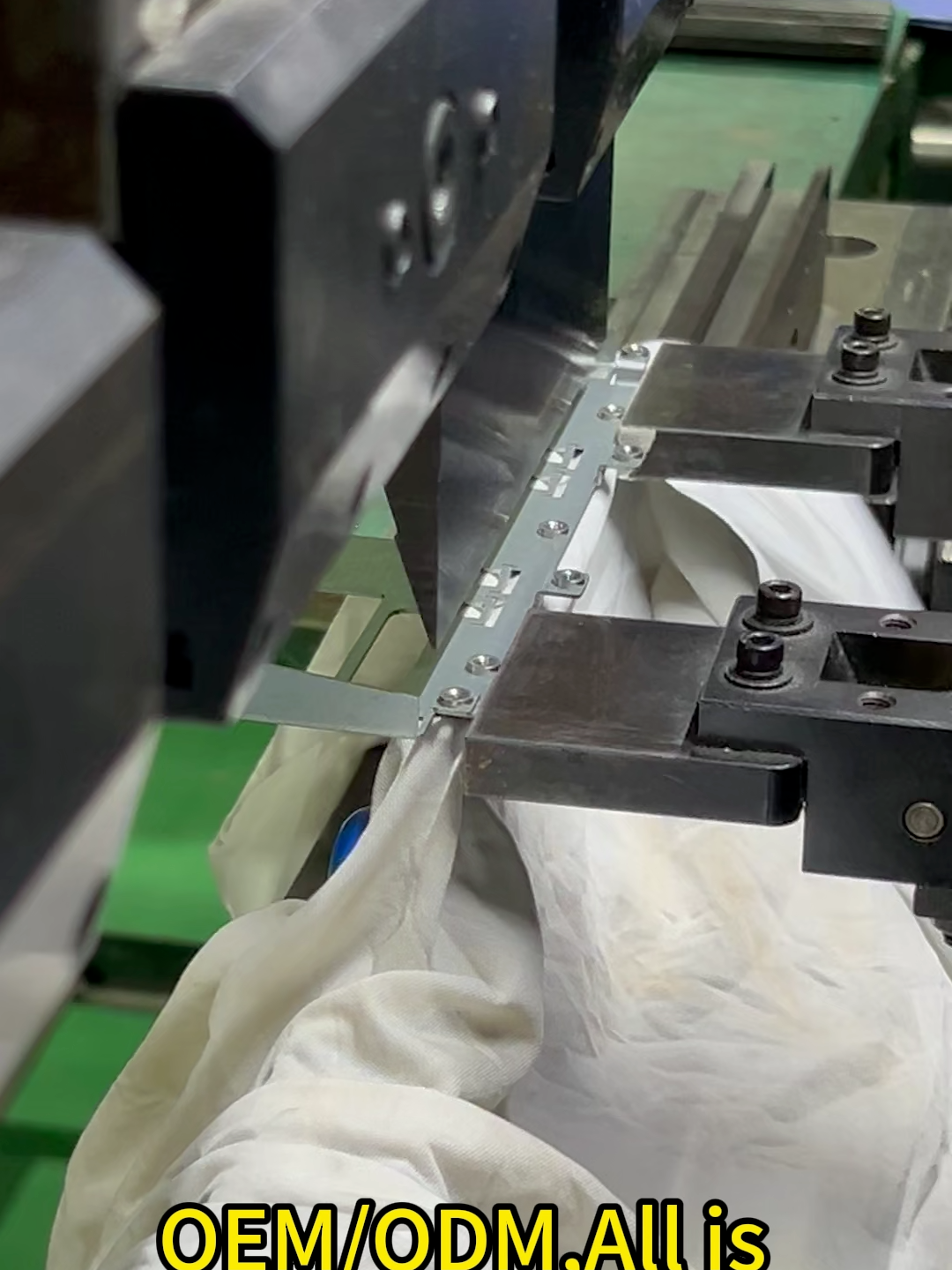 Customized automotive sheet metal fabrication galvanized sheet metal precision metal stamping for auto bracket