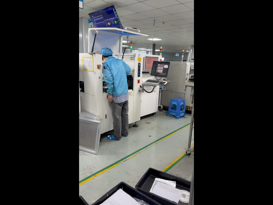 تصنيع لوحات الدوائر المطبوعة (PCB) عالية الدقة لمقاييس الحرارة الرقمية