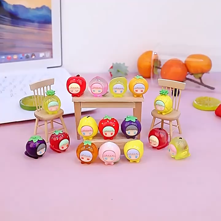 2025 Fabrikgefertigte, kreative, dekorative Handarbeiten, lustiger Weihnachtsmann, kundenspezifische Harz-Weihnachtsornamente für die Heimdekoration