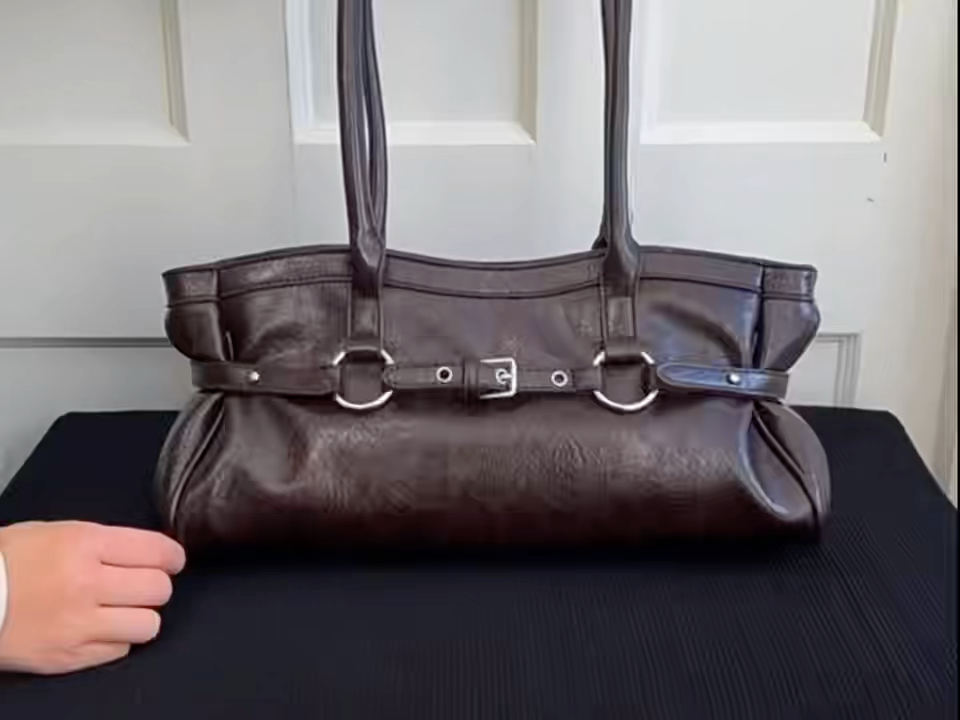 Luz de lujo retro de gama alta axila bolsa y2k chica caliente gran capacidad viajero bolsa de hombro