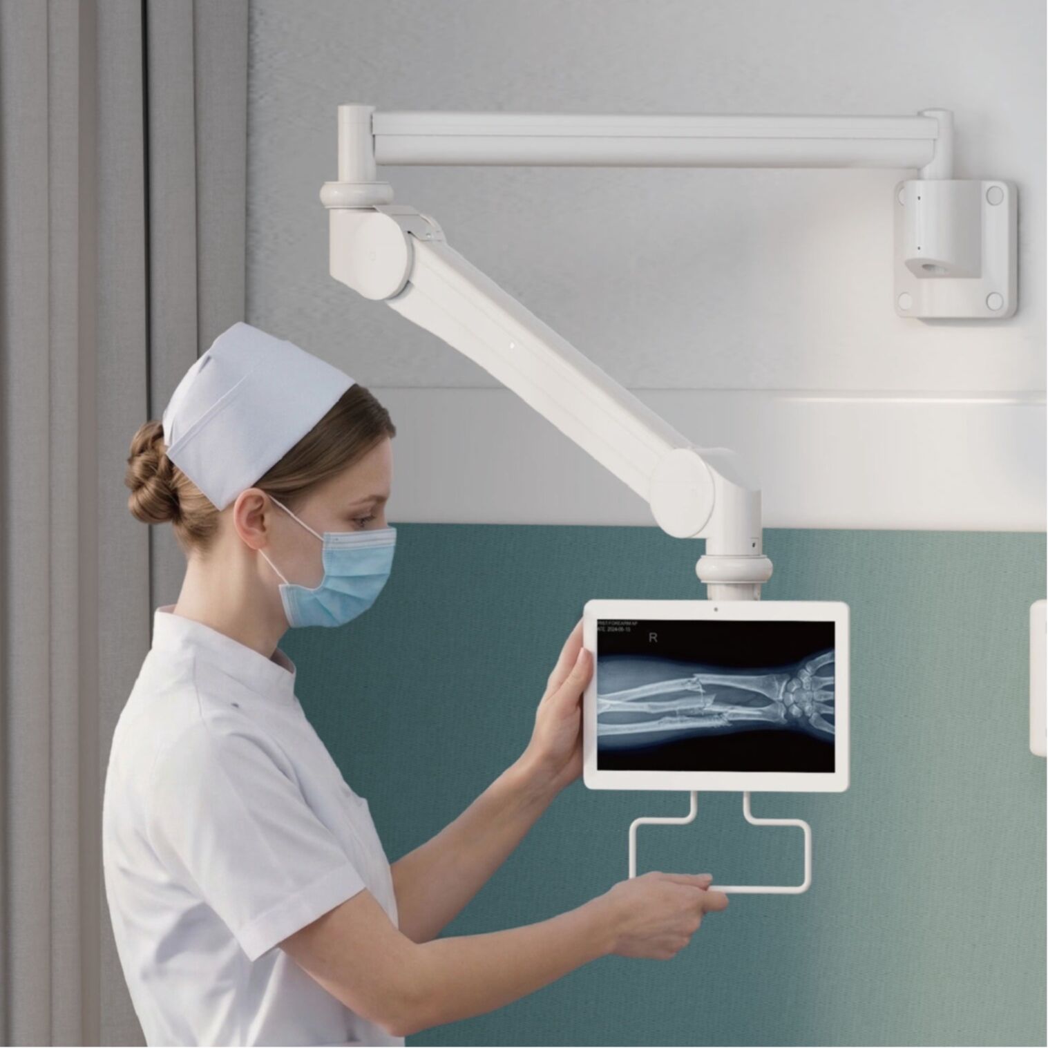 MED12-1 Adjustable Medical Wall Mounted Monitor Arm 487mm Height Range Foldable Extending Medical Screen Arm