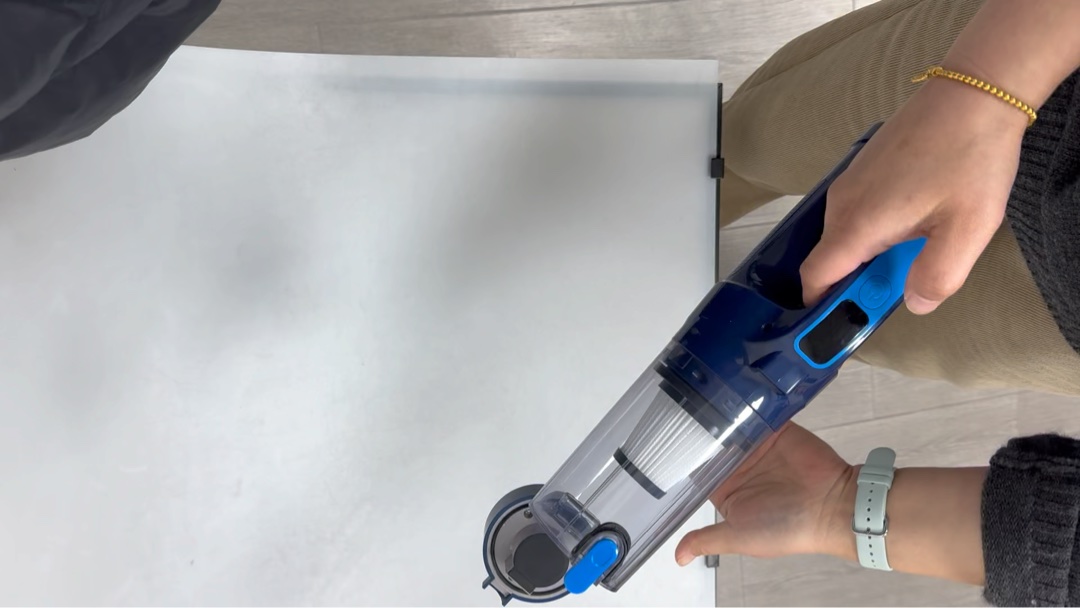 Brushless Car Vacuum Sweeper & air blowing function with one click button with LCD screen for car office & home