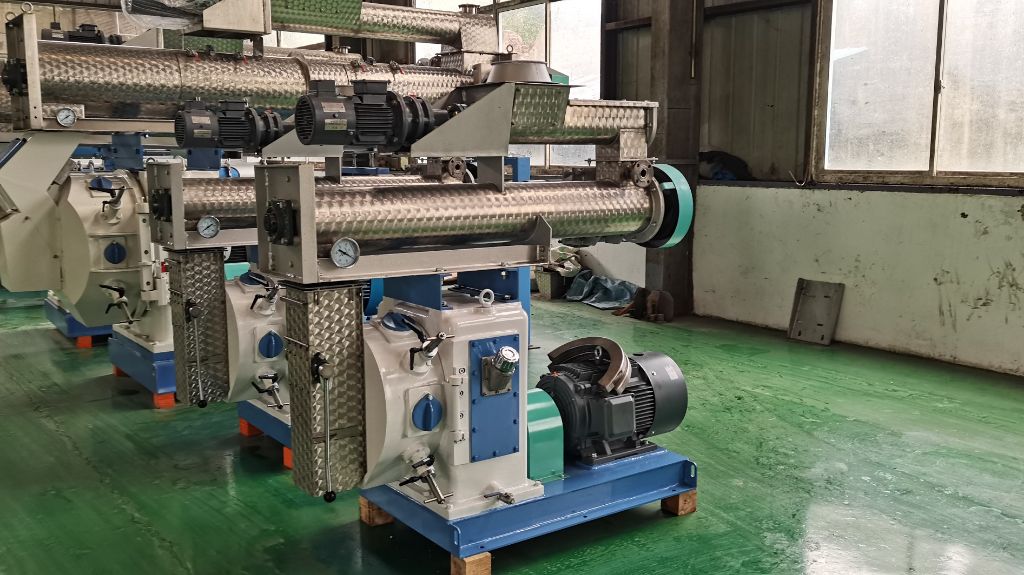 Farthest Supplies Small Pellet Feed Pelletizer Machines For Rabbit Chicken Farm
