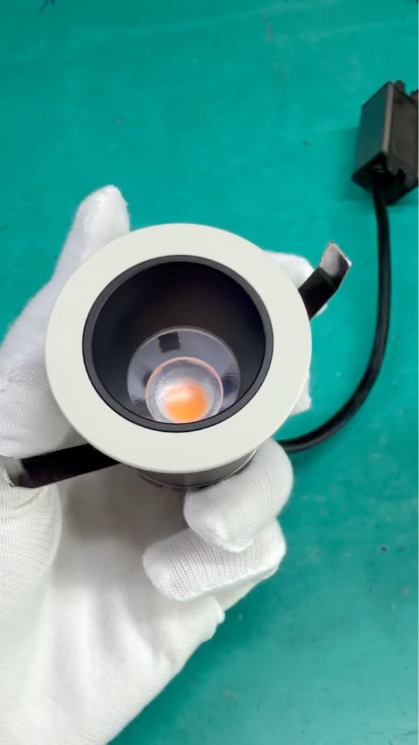 Foco LED de apertura pequeña, luz направленного de 15 grados, mini luz empotrada, iluminación comercial, downlight LED empotrado de 5W / 7W / 12W / 18W