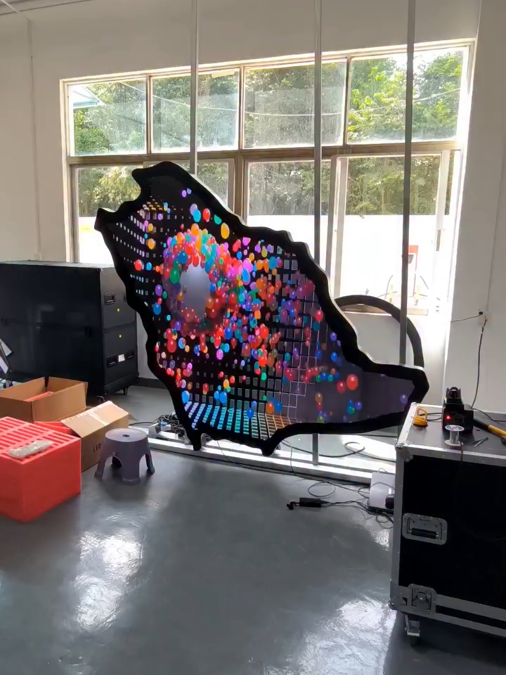 Premium High Transparency P3.9-7.8 Transparent LED Display Screen 1000*1000mm For Shopping Mall Glass Window Advertising