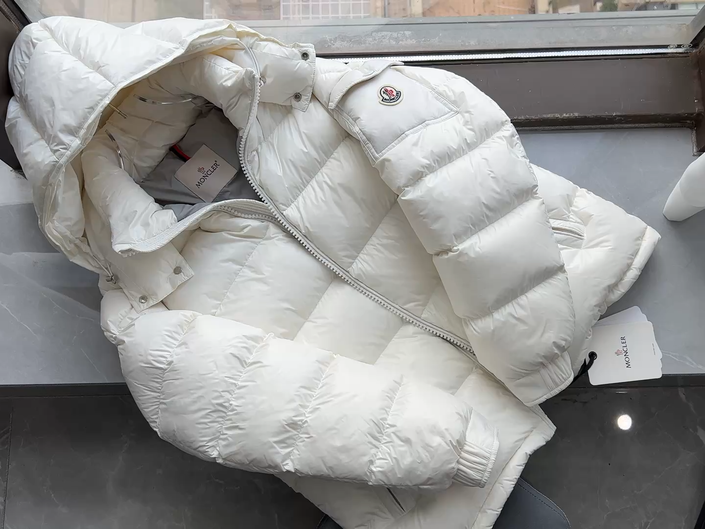 Leichte Daunenjacke für Herren, Winterjacke mit Kapuze, gesteppte Freizeitjacke für Outdoor