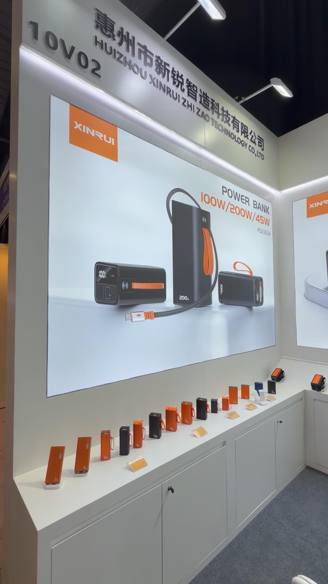 Fabrik Heißer Verkauf Großhandel Ultradünne Portable Mini Mobile Power Bank Fabrik Kundenspezifische Elektronik 5000mAh Mini Power Bank